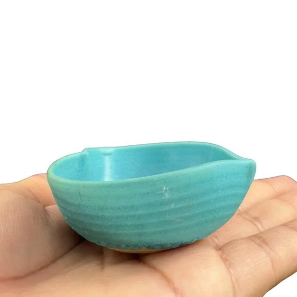 Hand Crafted Studio Pottery Crystalline Blue Heart Shaped Small Dish Bowl Green‎